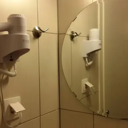 アパート Shambala